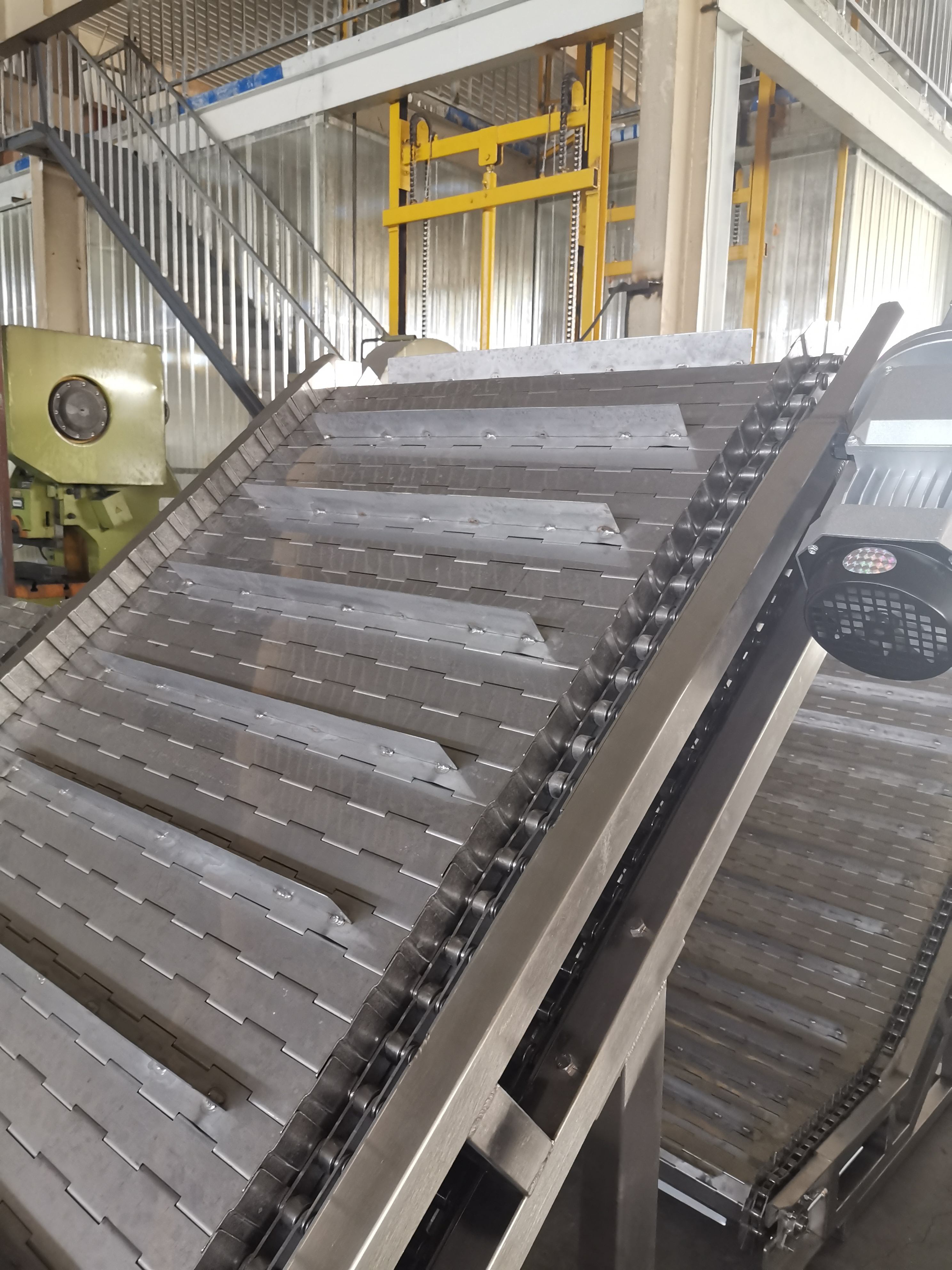 Chain Plate Elevator Chain Plate Elevator